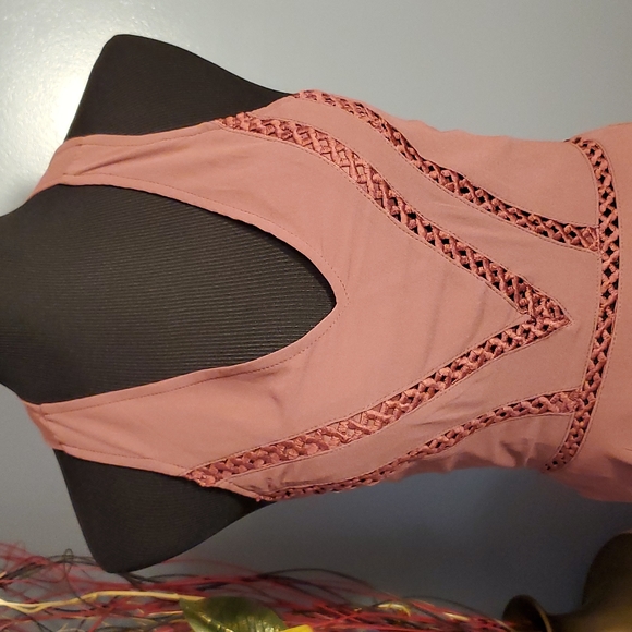 Charlotte Russe Dress Size Medium NWT - Picture 2 of 15